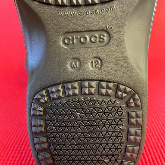Crocs Mens Leather Round Toe Low Top Slip On Black Casual Clogs Shoes Size 12